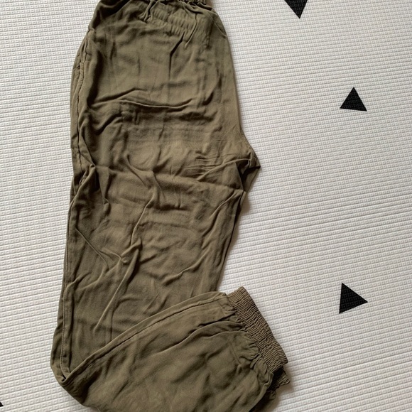 Others Follow forest green joggers - Picture 2 of 3